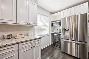 7614 Braesview Ln, Houston, TX 77071 - Photo 13