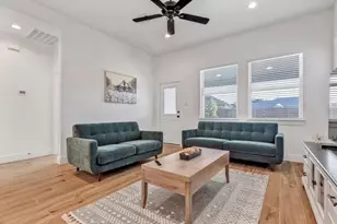 12693 Big Sagebrush Dr, Conroe, TX 77302 - Photo 11
