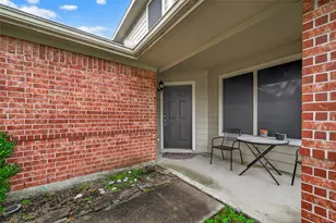 10902 Clear Villa Ln, Houston, TX 77034 - Photo 3