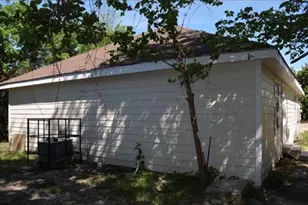 7318 Laredo St, Houston, TX 77020 - Photo 9