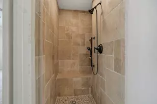 15235 Rainhollow Dr, Houston, TX 77070 - Photo 25