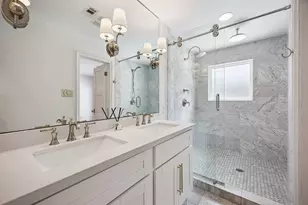 2503 Stoney Brook Dr, Houston, TX 77063 - Photo 25