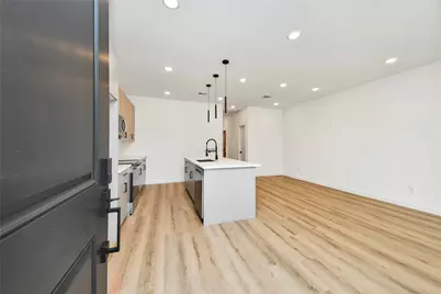5201 Fairchild Street #B, Houston, TX 77028 - Photo 5