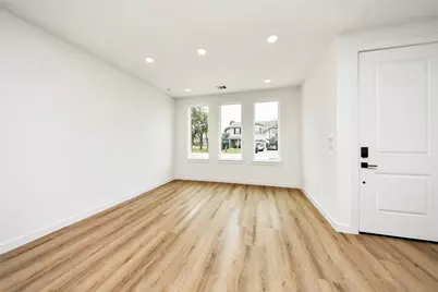 5201 Fairchild Street #B, Houston, TX 77028 - Photo 15