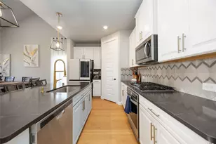 17728 Lake Cove Ct, Conroe, TX 77316 - Photo 13