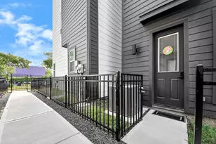 1104 Palmer St, Houston, TX 77003 - Photo 35