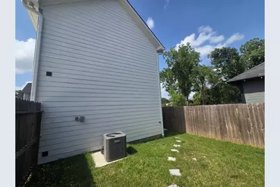 4009 King Street, Houston, TX 77026 - Photo 11