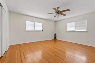 5720 Wharton Dr, Fort Worth, TX 76133 - Photo 17