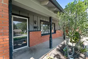5720 Wharton Dr, Fort Worth, TX 76133 - Photo 21