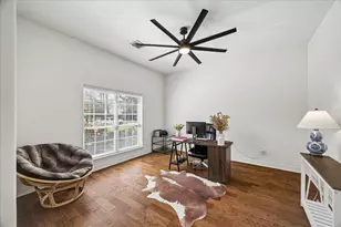 705 Fairway Oaks, Conroe, TX 77302 - Photo 13