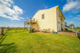 10411 Wern Rd, Galveston, TX 77554 - Photo 25