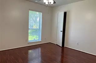 8831 Hendon Ln, Houston, TX 77036 - Photo 11