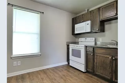 507 Houston Street #4, Rosenberg, TX 77471 - Photo 5