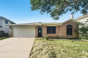 1423 Hunter Green Ln, Fresno, TX 77545 - Photo 1