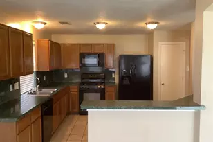 1423 Hunter Green Ln, Fresno, TX 77545 - Photo 3
