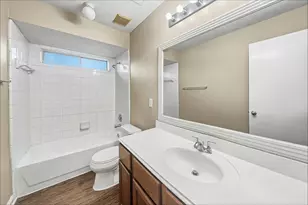 1423 Hunter Green Ln, Fresno, TX 77545 - Photo 13