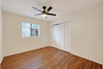 15811 Pfeiffer Drive, Houston, TX 77082 - Photo 23