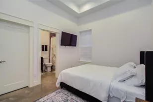 4311 Marina St, Houston, TX 77007 - Photo 9