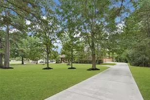 15631 Connie Ln, Montgomery, TX 77316 - Photo 3