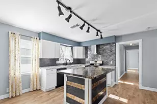 1051 Ave A, Bacliff, TX 77518 - Photo 7