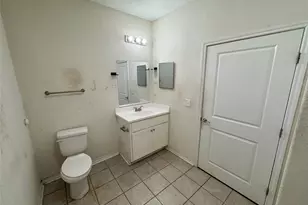 303 S 4th St, Alvin, TX 77511 - Photo 19
