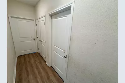 303 S 4th Street, Alvin, TX 77511 - Photo 23