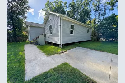 303 S 4th Street, Alvin, TX 77511 - Photo 1