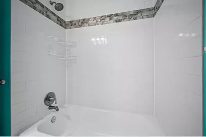 4717 Chrystell Lane, Houston, TX 77092 - Photo 15