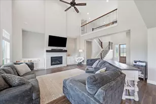6842 Cherry Bayou Dr, Baytown, TX 77523 - Photo 11