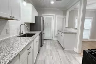 1406 Oakdale St, Houston, TX 77004 - Photo 7