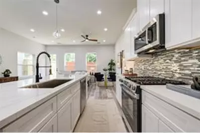 892 Paul Quinn Street, Houston, TX 77091 - Photo 9