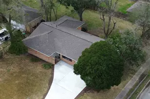 10902 Chimney Rock Rd, Houston, TX 77096 - Photo 27