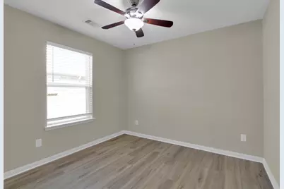 12302 Wavecrest Road, Texas City, TX 77568 - Photo 7