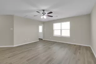 12302 Wavecrest Rd, Texas City, TX 77568 - Photo 15