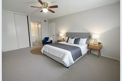 12023 Greenwood Forest Drive #B, Houston, TX 77066 - Photo 21