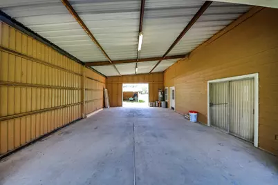 694 County Road 941, Alvin, TX 77511 - Photo 5