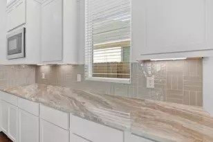 4726 Shelby Shr Dr, Texas City, TX 77591 - Photo 31