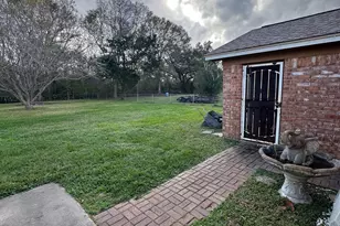 1119 County Rd 481, Brazoria, TX 77422 - Photo 7