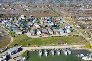 1204 Aqua Way, San Leon, TX 77539 - Photo 9