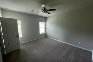 946 Redinger Ridge Dr, Huffman, TX 77336 - Photo 9