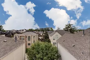 1323 Hunters Meadow Ln, Houston, TX 77055 - Photo 35