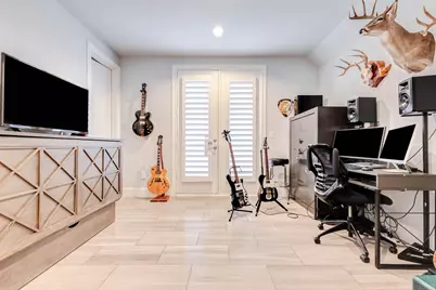 1323 Hunters Meadow Ln, Houston, TX 77055 - Photo 31