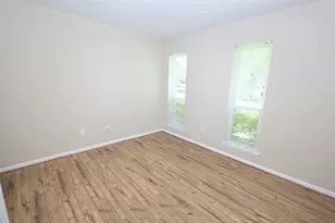 9422 Claridge Dr, Houston, TX 77031 - Photo 11