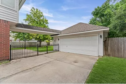 9202 State Walk Circle, Houston, TX 77064 - Photo 25