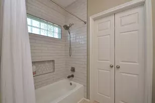 13823 Mutiny Ln, Galveston, TX 77554 - Photo 19