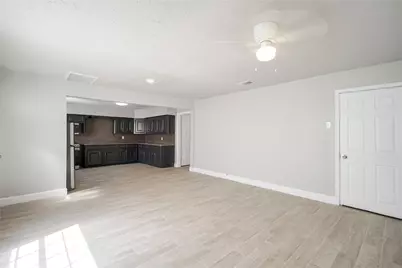 7318 Dahlia Street #C, Houston, TX 77012 - Photo 3