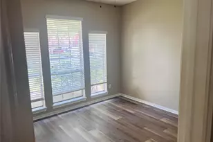 4722 Silverlake Dr, Sugar Land, TX 77479 - Photo 15
