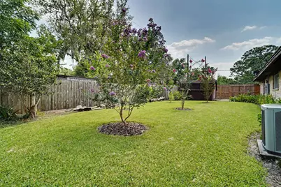 2301 Longwood Drive, Pearland, TX 77581 - Photo 27