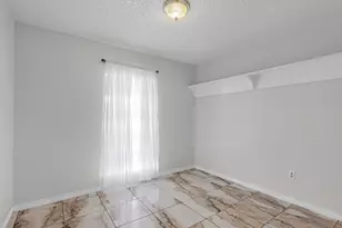 15935 Dunman Ln, Houston, TX 77044 - Photo 11