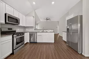 4827 Marigold Breeze Dr, Spring, TX 77386 - Photo 9
